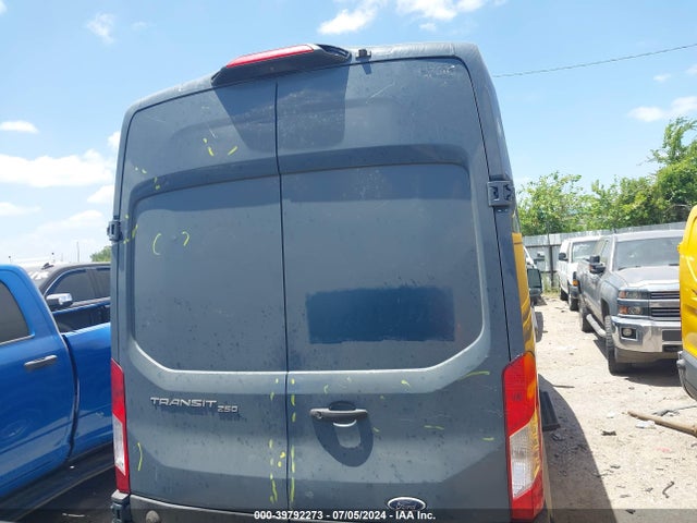 Ford Transit-250 2019 1FTYR3XM4KKB73742 Image 16