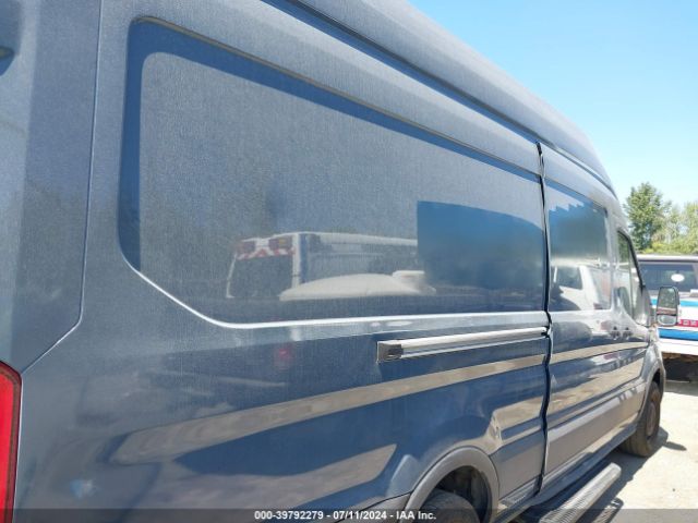 1FTBR3X89LKA47659 Ford Transit-250 Cargo Van