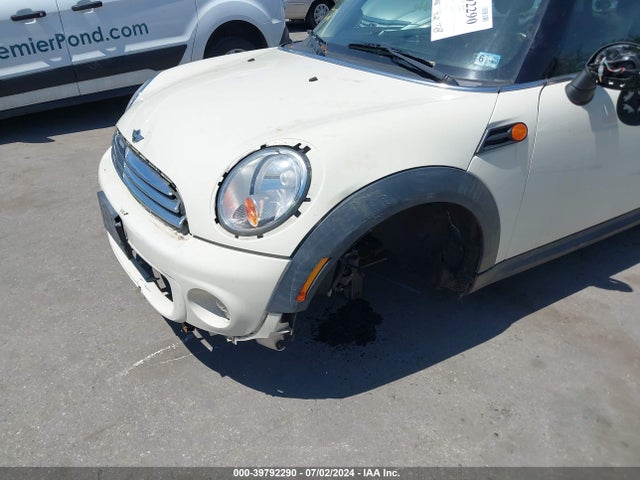 2012 MINI COOPER WMWSU3C52CT542268 Photo 5