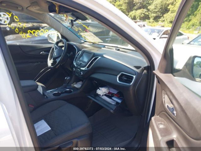 2GNAXJEV9J6296842 Chevrolet EQUINOX LT