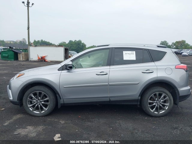 Toyota Rav4 Limited 2018 JTMDFREV5JD242186 Image 14