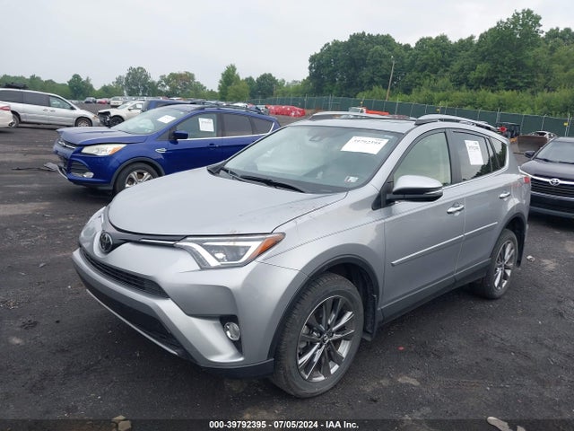 Toyota Rav4 Limited 2018 JTMDFREV5JD242186 Image 2