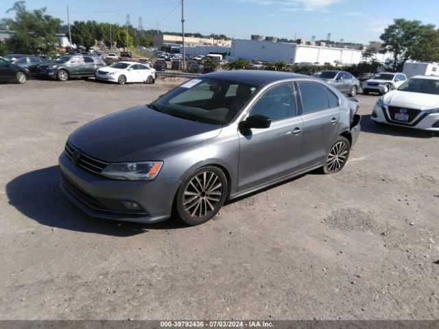 3VWD17AJ8GM272119 Volkswagen Jetta 1.8t Sport