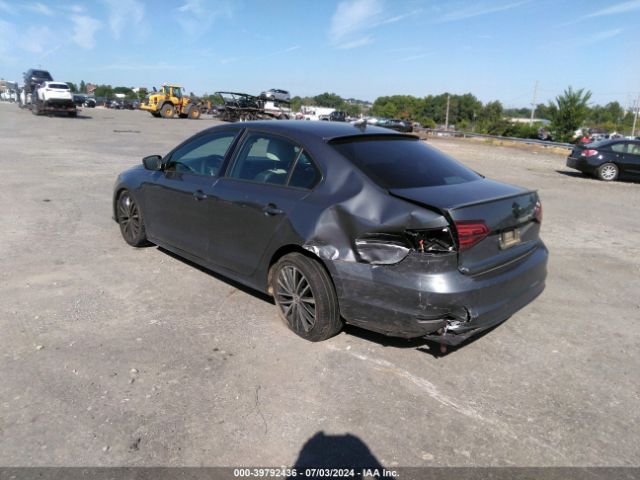 3VWD17AJ8GM272119 Volkswagen Jetta 1.8t Sport