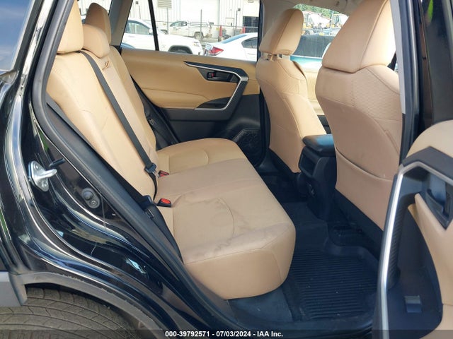 Toyota RAV4 LE 2021 2T3H1RFV7MC116192 Image 8