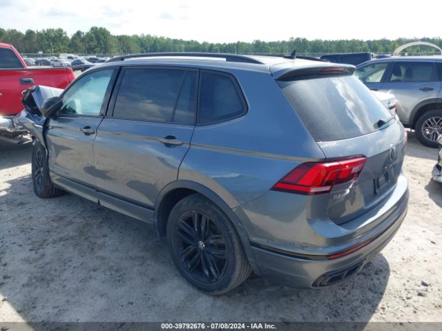 3VVCB7AX0NM018886 Volkswagen Tiguan 2.0t Se R-line Black