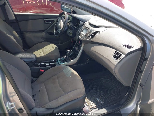 Hyundai ELANTRA SE 2016 5NPDH4AE6GH725255 Image 5