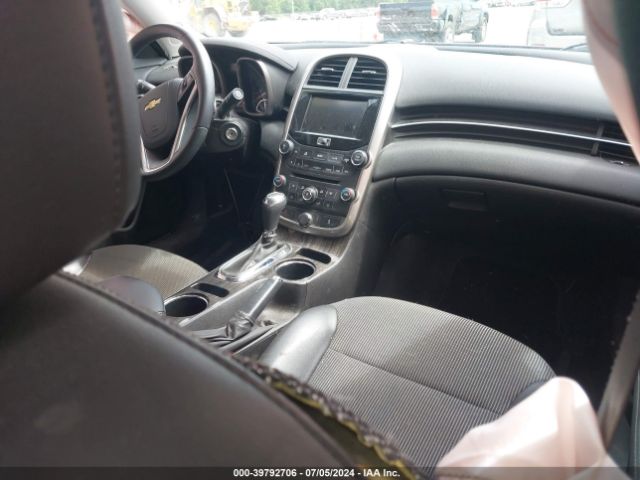 1G11D5SL5FF104866 Chevrolet MALIBU 2LT