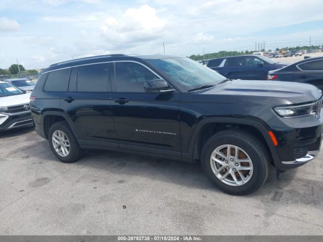 1C4RJJAG2N8618631 Jeep Grand Cherokee L Laredo 4x2