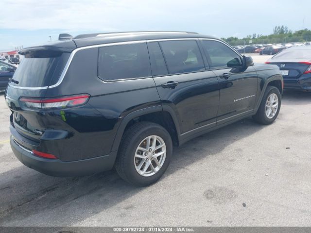 1C4RJJAG2N8618631 Jeep Grand Cherokee L Laredo 4x2