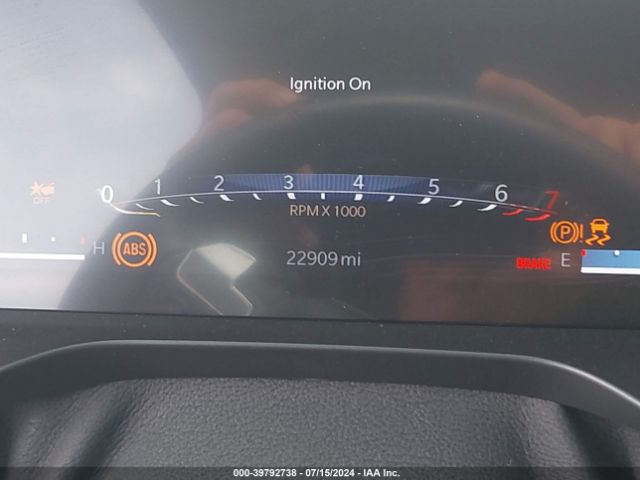 1C4RJJAG2N8618631 Jeep Grand Cherokee L Laredo 4x2