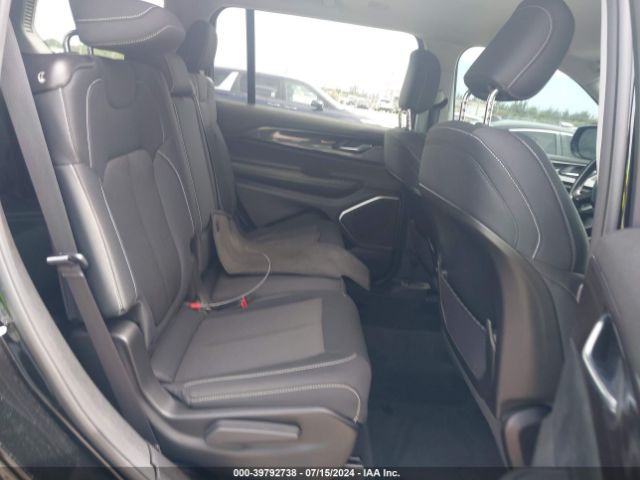 1C4RJJAG2N8618631 Jeep Grand Cherokee L Laredo 4x2