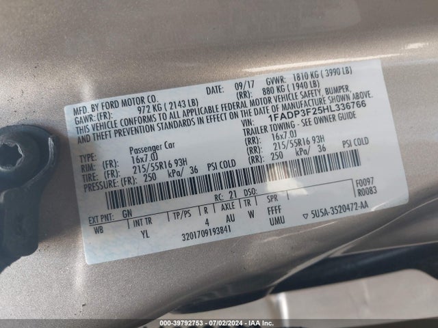 Ford FOCUS SE 2017 1FADP3F25HL336766 Image 9