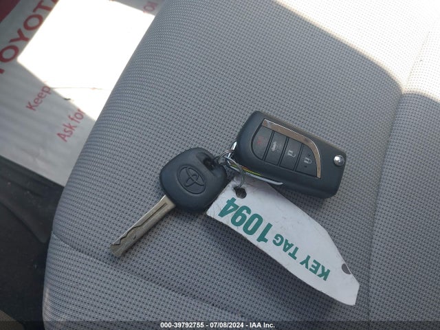 Toyota COROLLA LE 2020 JTDEPRAE1LJ030574 Image 11