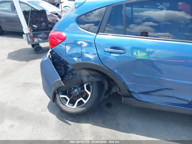 Subaru Crosstrek 2.0i Premium 2017 JF2GPADC7H8207441 Image 6