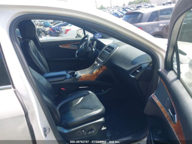 2LMPJ6KR8HBL21868 Lincoln Mkx Select