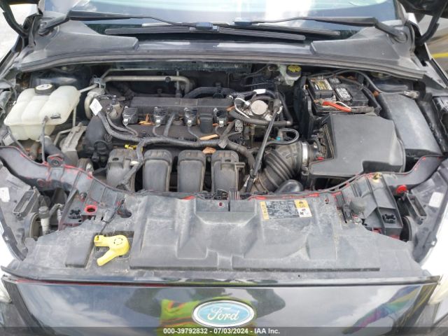 1FADP3F29FL249823 Ford FOCUS SE
