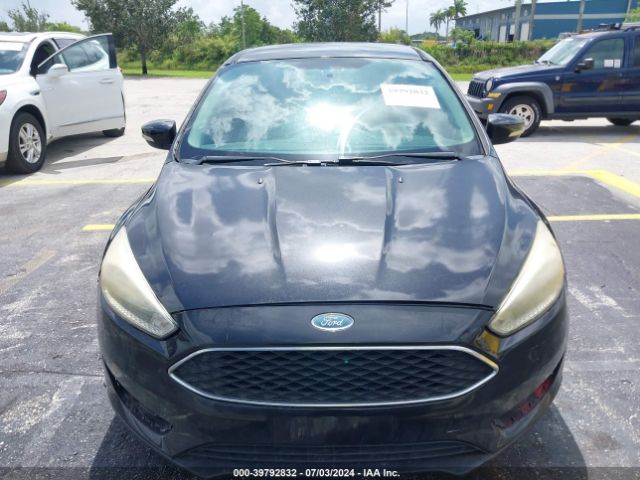 1FADP3F29FL249823 Ford FOCUS SE