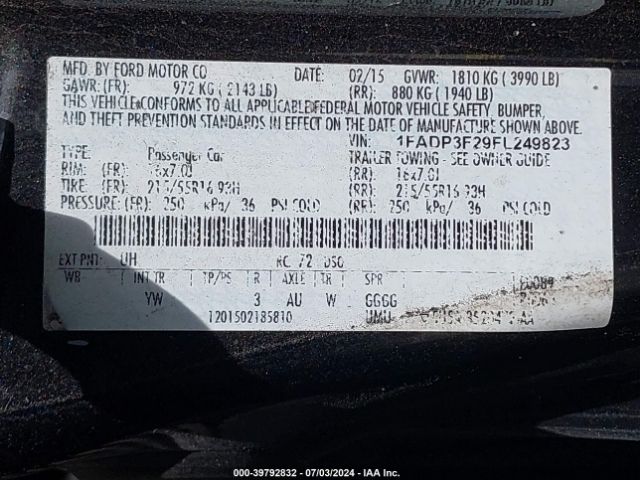 1FADP3F29FL249823 Ford FOCUS SE