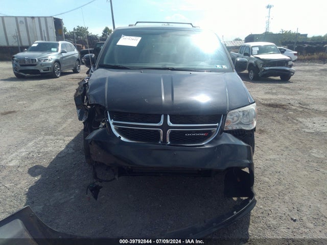2C4RDGCG7JR346552 Dodge Grand Caravan Sxt