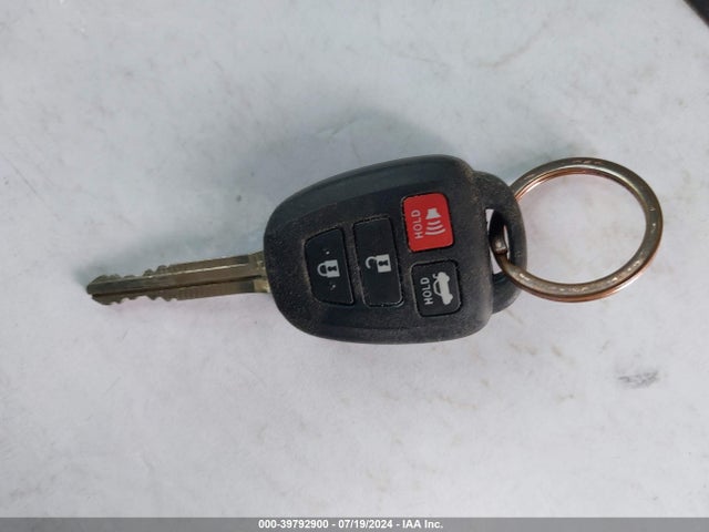 Toyota COROLLA LE 2019 5YFBURHE7KP857278 Image 11