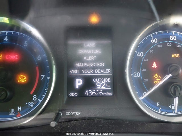 Toyota COROLLA LE 2019 5YFBURHE7KP857278 Image 7