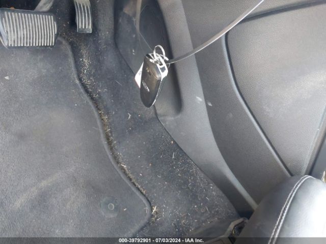 1FMCU9J94GUA09043 Ford Escape Titanium