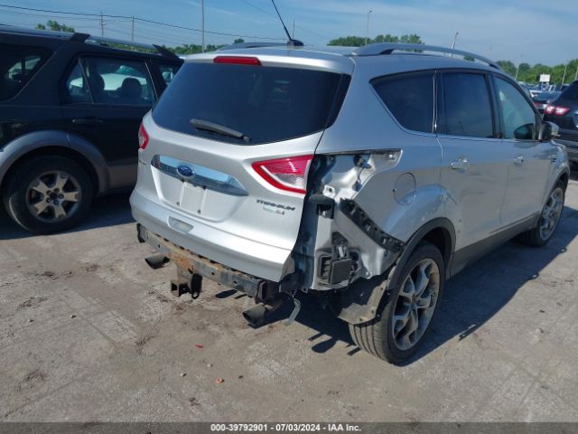 1FMCU9J94GUA09043 Ford Escape Titanium