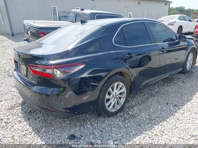 Toyota CAMRY LE 2022 4T1C11AK4NU695515 Image 4