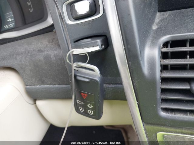 YV4612RK9G2833315 Volvo Xc60 T5 Premier