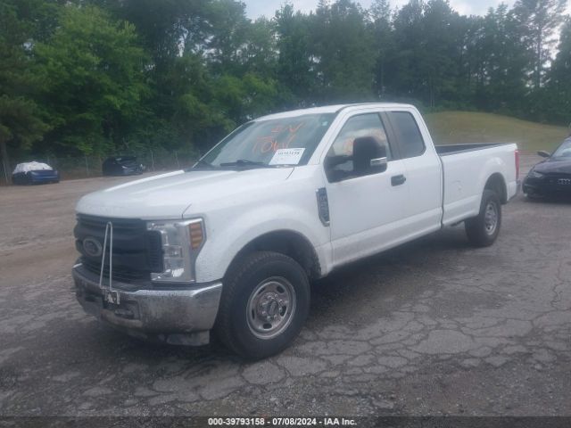 1FT7X2A69JEC19830 Ford F-250 Xl