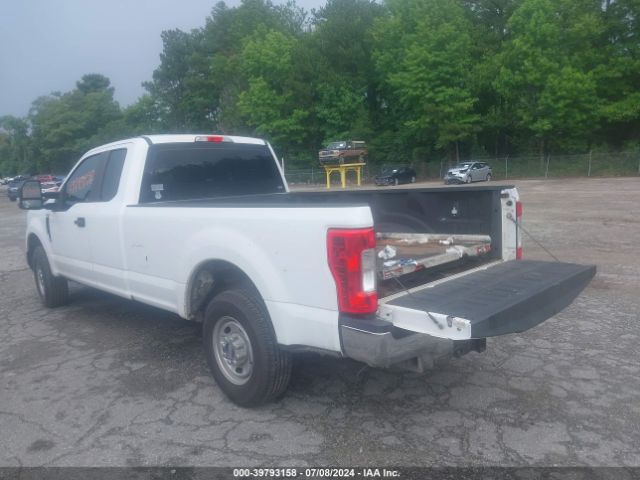 1FT7X2A69JEC19830 Ford F-250 Xl