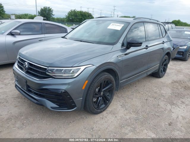 3VVCB7AX0PM025601 Volkswagen Tiguan 2.0t Se R-line Black