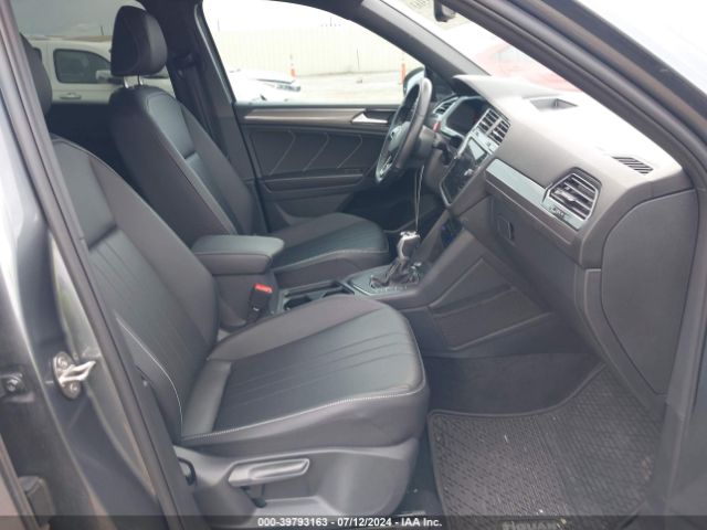 3VVCB7AX0PM025601 Volkswagen Tiguan 2.0t Se R-line Black