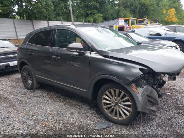 5LMCJ1D99KUL29373 Lincoln Mkc Standard