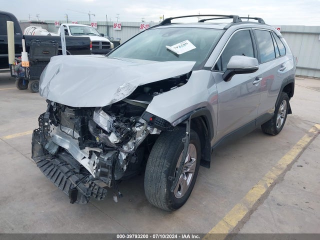 Toyota Rav4 Xle 2023 2T3W1RFV6PC213749 Image 2