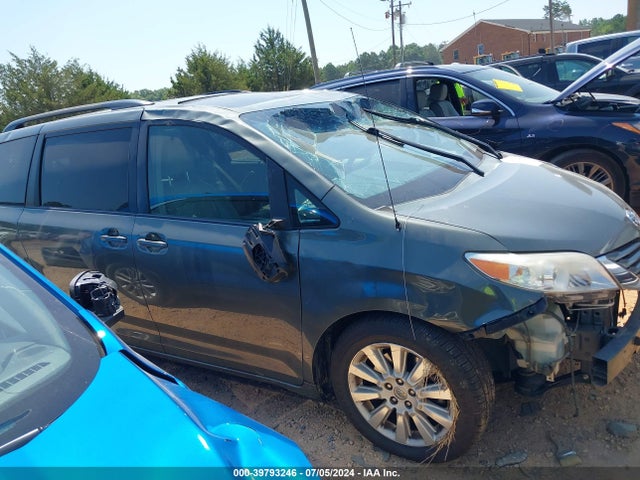 Toyota Sienna Xle 7 Passenger 2014 5TDDK3DCXES089095 Image 13