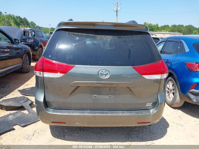Toyota Sienna Xle 7 Passenger 2014 5TDDK3DCXES089095 Image 16