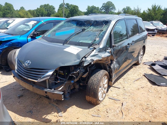 Toyota Sienna Xle 7 Passenger 2014 5TDDK3DCXES089095 Image 2