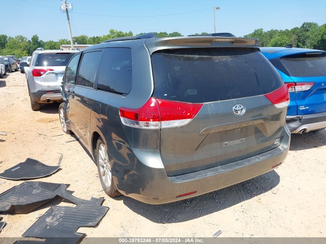 Toyota Sienna Xle 7 Passenger 2014 5TDDK3DCXES089095 Image 3