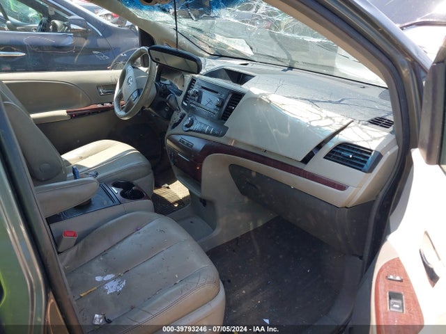 Toyota Sienna Xle 7 Passenger 2014 5TDDK3DCXES089095 Image 5