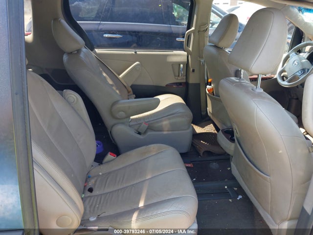 Toyota Sienna Xle 7 Passenger 2014 5TDDK3DCXES089095 Image 8