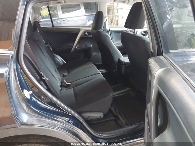Toyota RAV4 LE 2017 JTMBFREV9HJ152753 Image 8