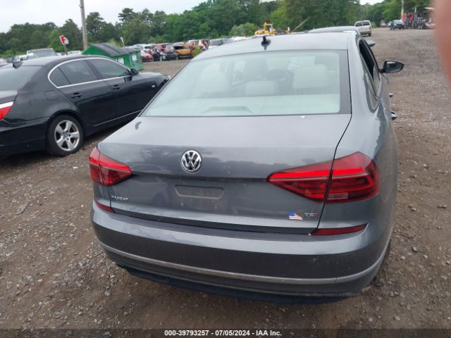 1VWAA7A31JC015011 Volkswagen Passat 2.0t R-line/2.0t S