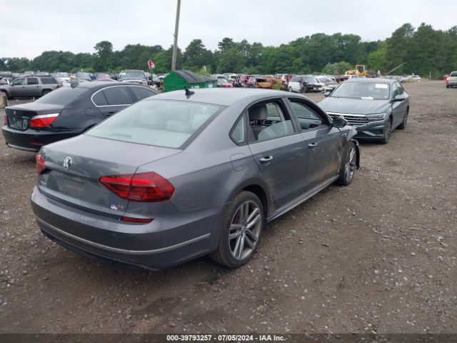 1VWAA7A31JC015011 Volkswagen Passat 2.0t R-line/2.0t S
