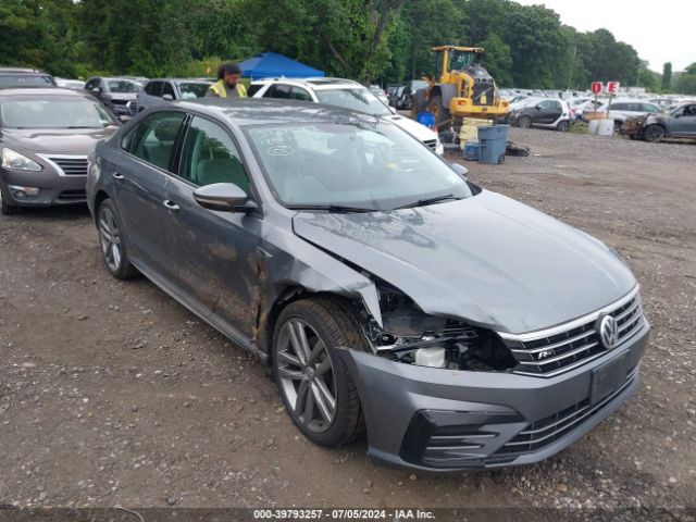 1VWAA7A31JC015011 Volkswagen Passat 2.0t R-line/2.0t S