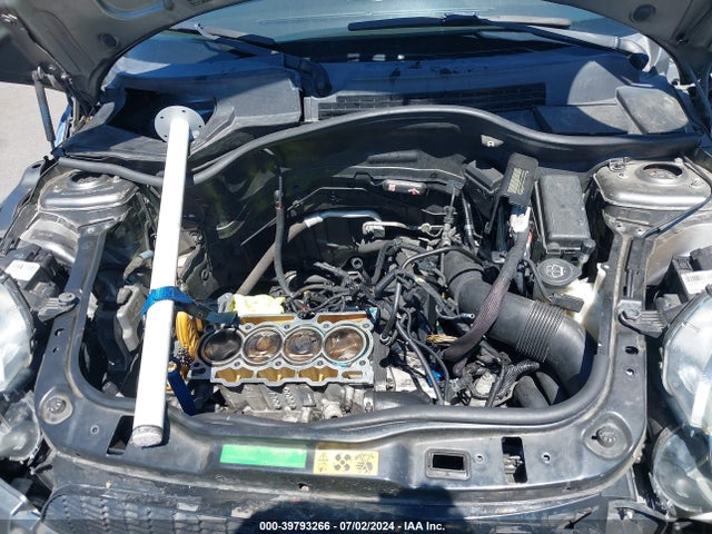 2009 MINI COOPER S CLUBMAN WMWMM33519TP74085 Photo 9