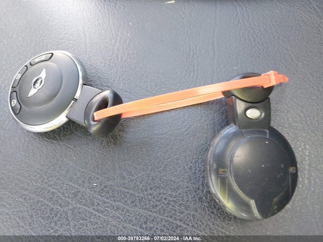 2009 MINI COOPER S CLUBMAN WMWMM33519TP74085 Photo 10