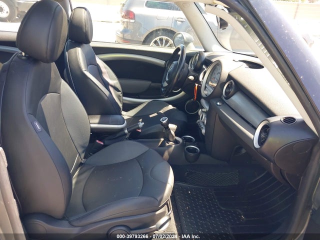 2009 MINI COOPER S CLUBMAN WMWMM33519TP74085 Photo 4