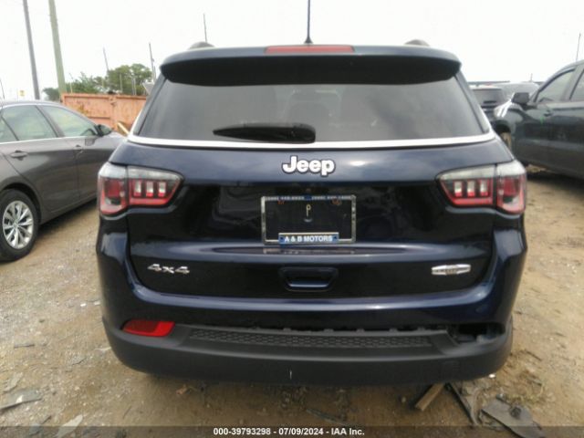 3C4NJDBB9JT418795 Jeep Compass Latitude 4x4
